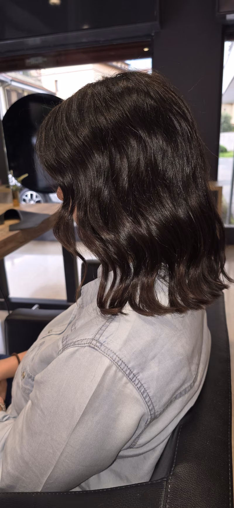 Cliente di Love Hair dopo il suo servizio in salone
