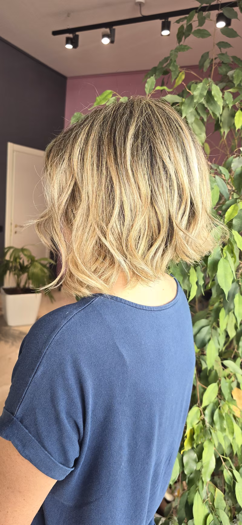 Riflessi e morbidezza: lavoro del salone Love Hair